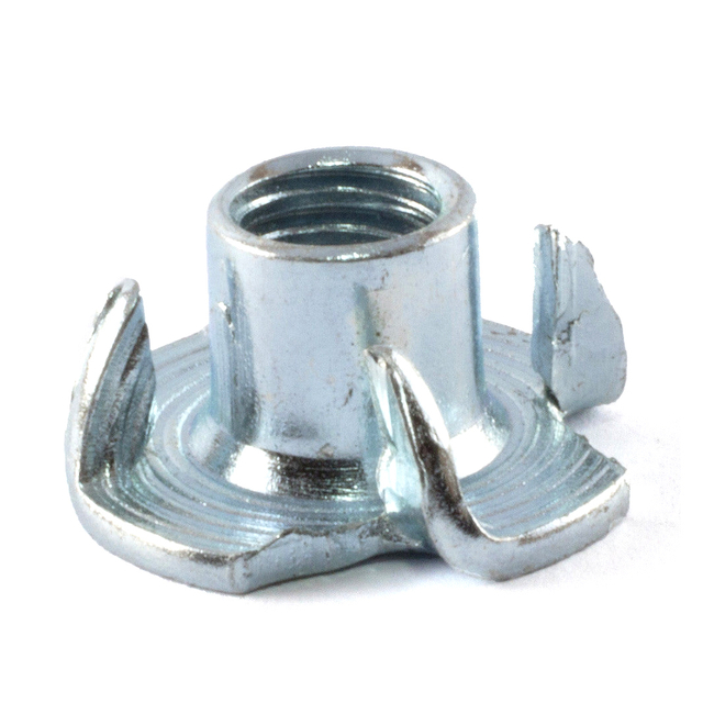 Din1624 4 صواميل من الصلب الكربوني المطلي بالزنك